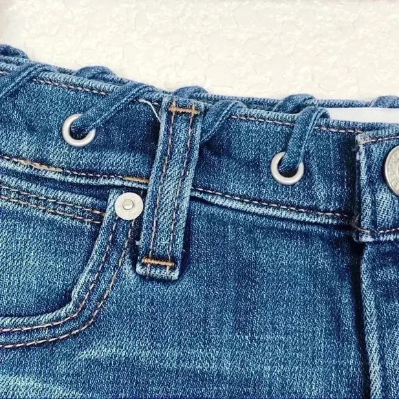 Abercrombie & Fitch High Rise Denim Shorts sz 8 - Picture 2 of 4